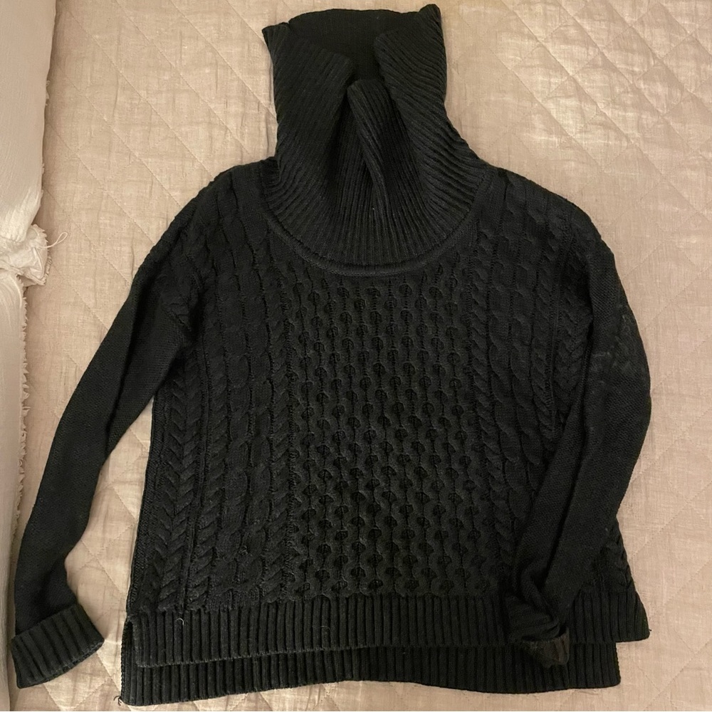 Gap Sweater
